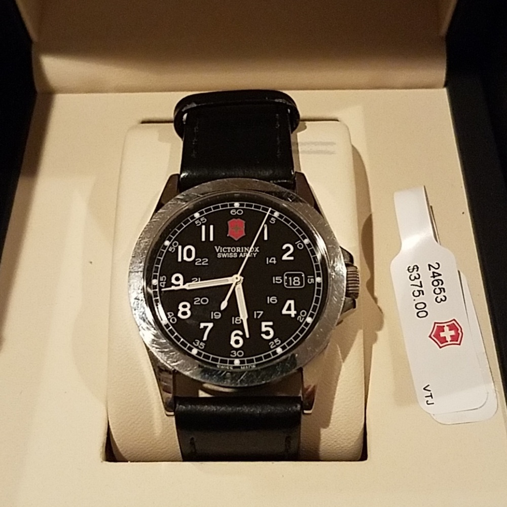 Victorinox infantry swiss army knife
